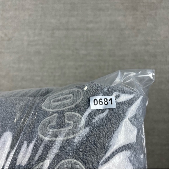 Polo Jeans Co Fleece Pullover Sweater - Picture 9 of 9